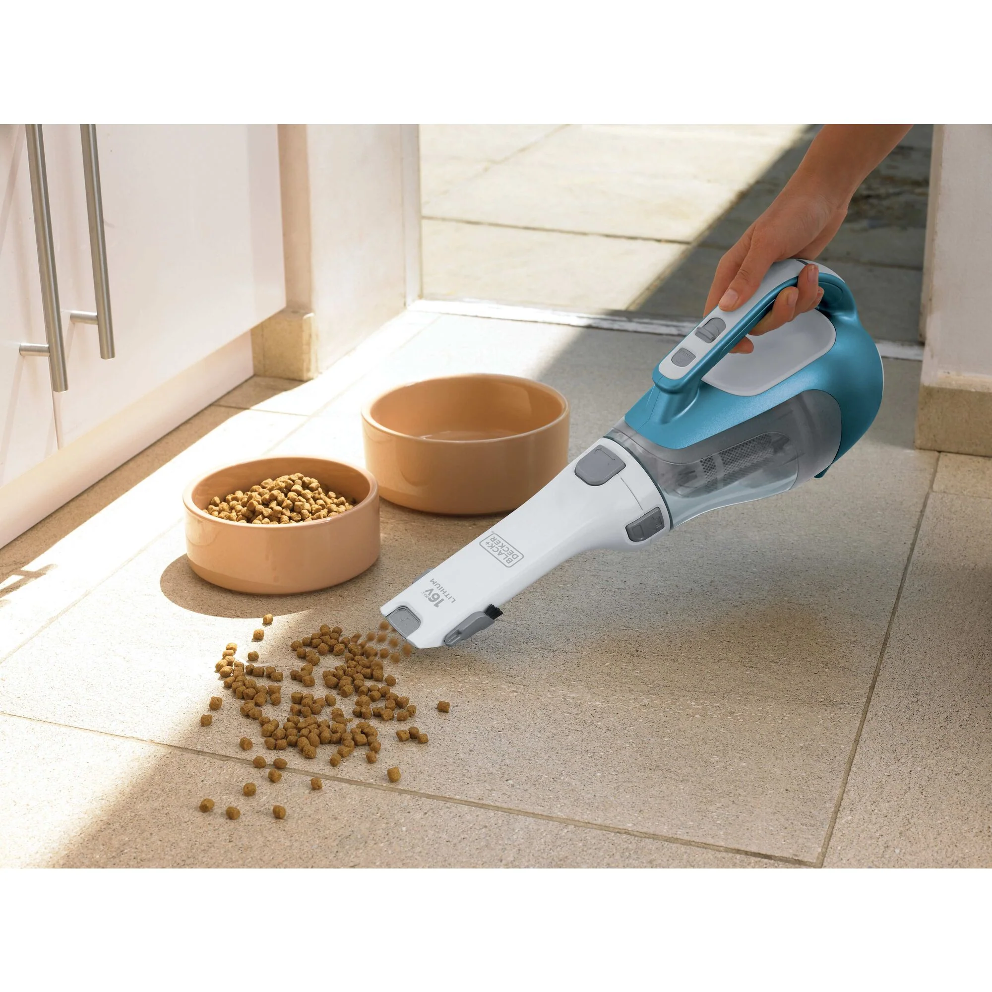 16V MAX* dustbuster® AdvancedClean™ Cordless Handheld Vacuum