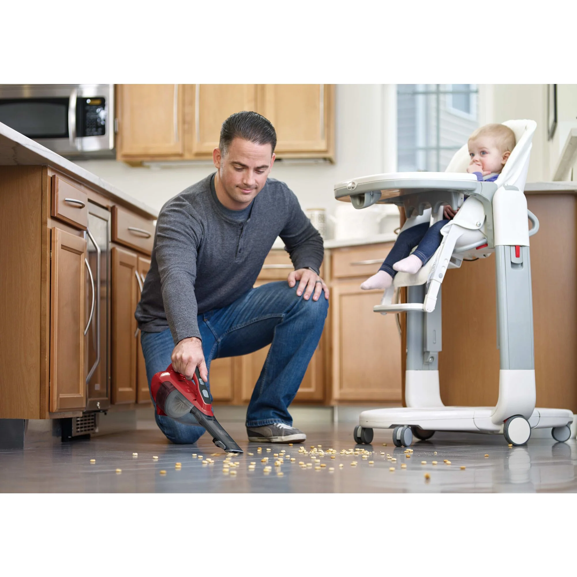 dustbuster® AdvancedClean™ Cordless Handheld Vacuum, Red