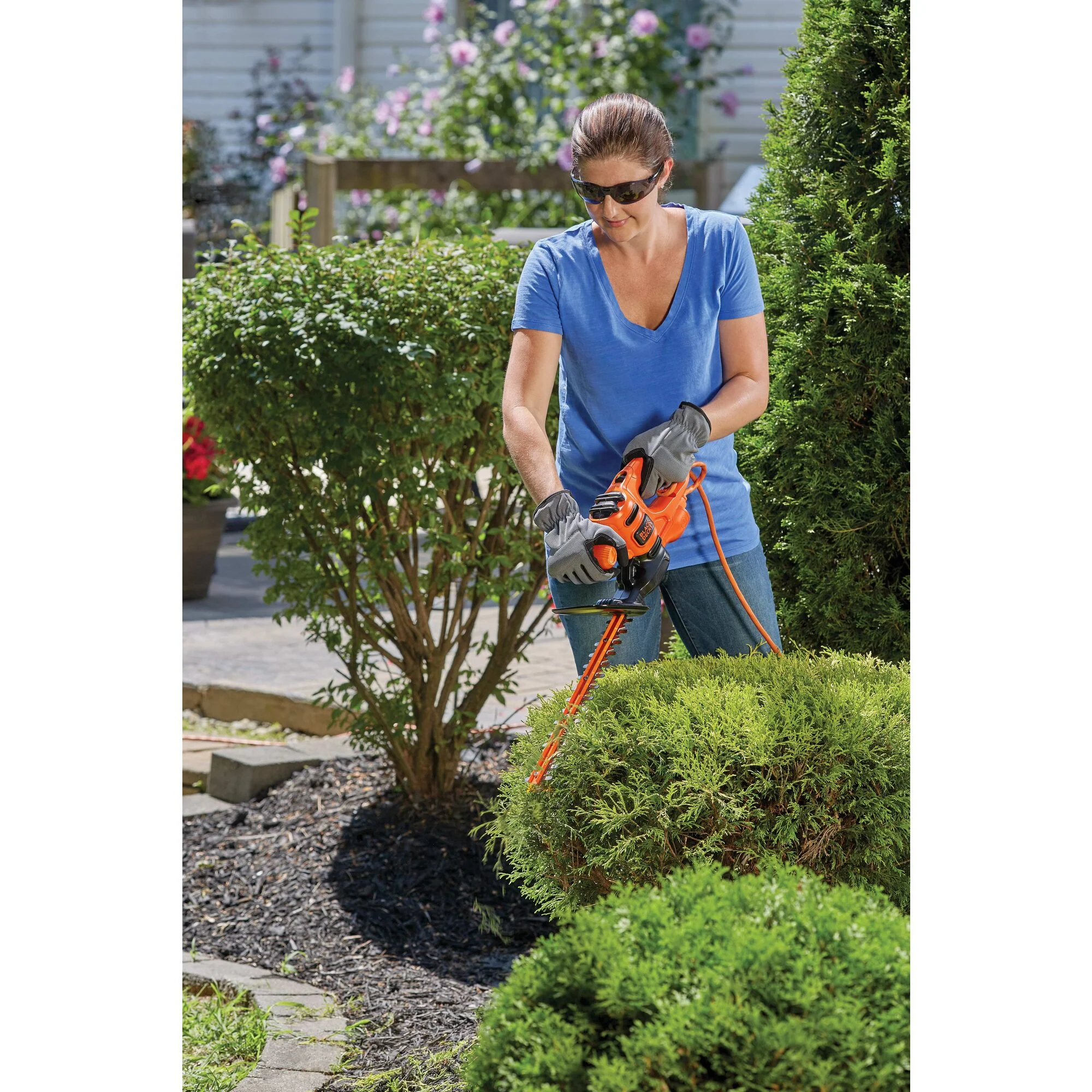 3.0 Amp 16 In. Electric Hedge Trimmer