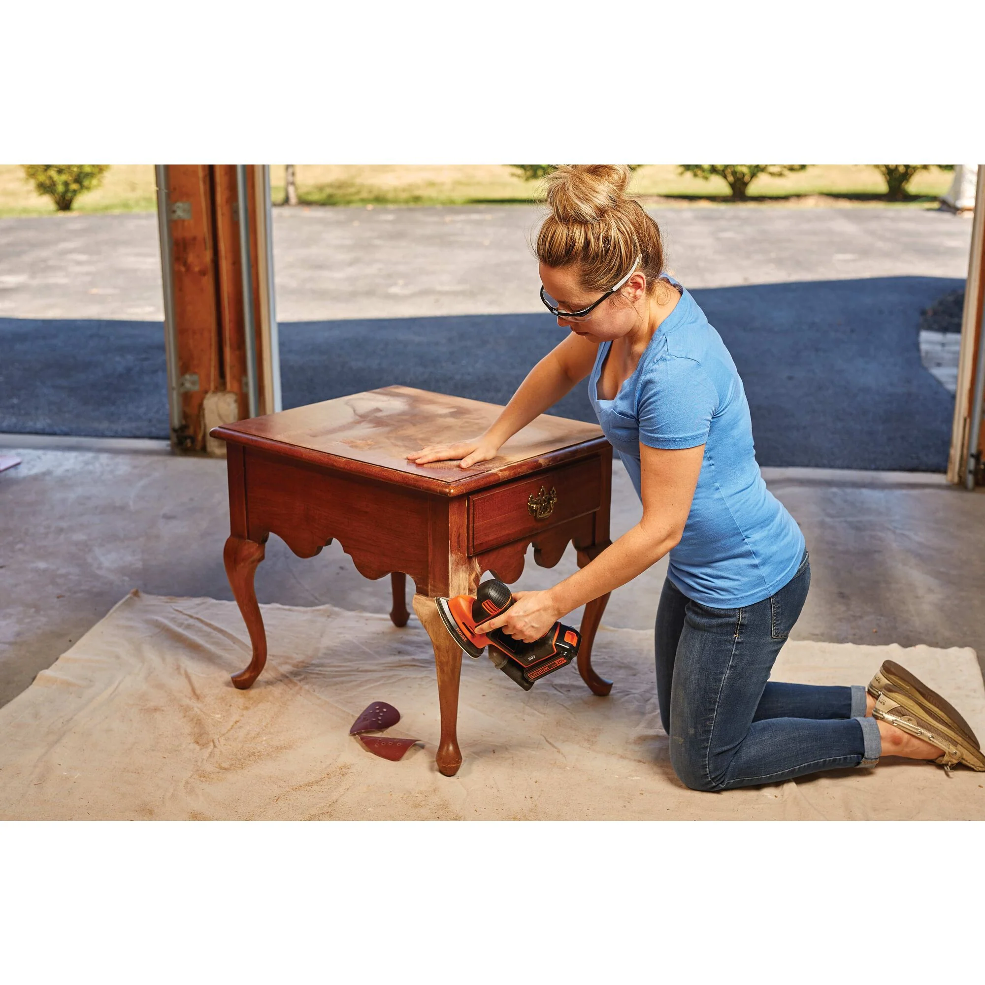 20V MAX* POWERCONNECT™ Cordless Drill/Driver and MOUSE™ Detail Sander Combo Kit, Battery and Charger Included