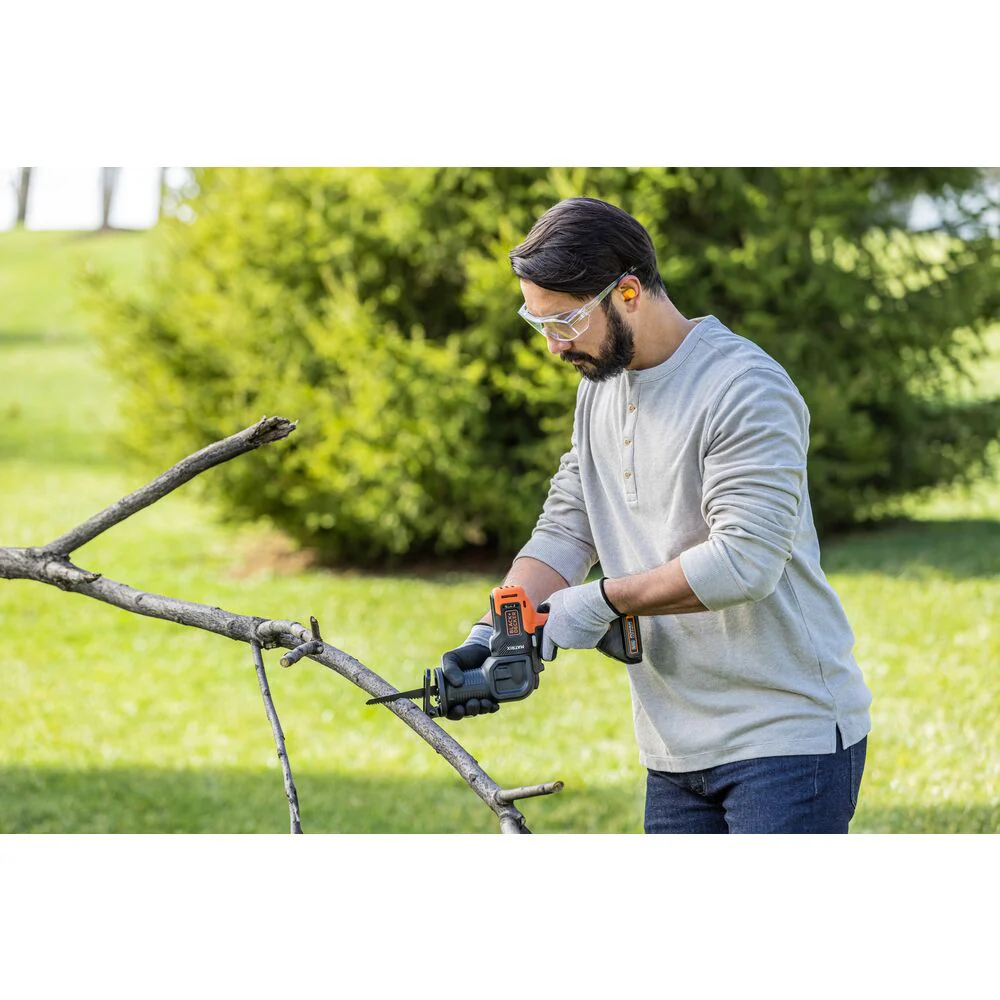 MATRIX™ Reciprocating Saw Multi-Tool Attachment with Storage Case