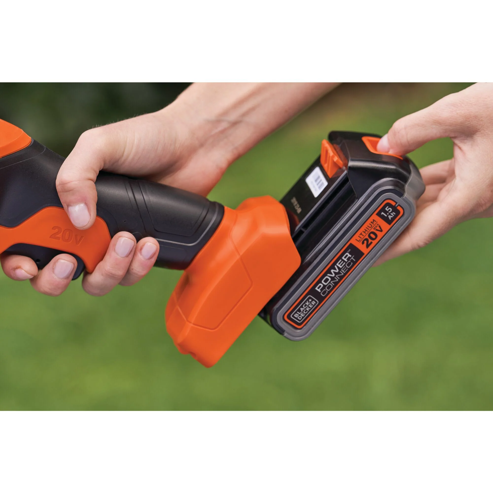 70-20v-max-powerconnect-3-8-inch-cordless-shear-shrubber-battery-and-charger-included-2.webp 20V MAX* POWERCONNECT™ 3/8 Inch Cordless Shear Shrubber, Battery and Charger Included