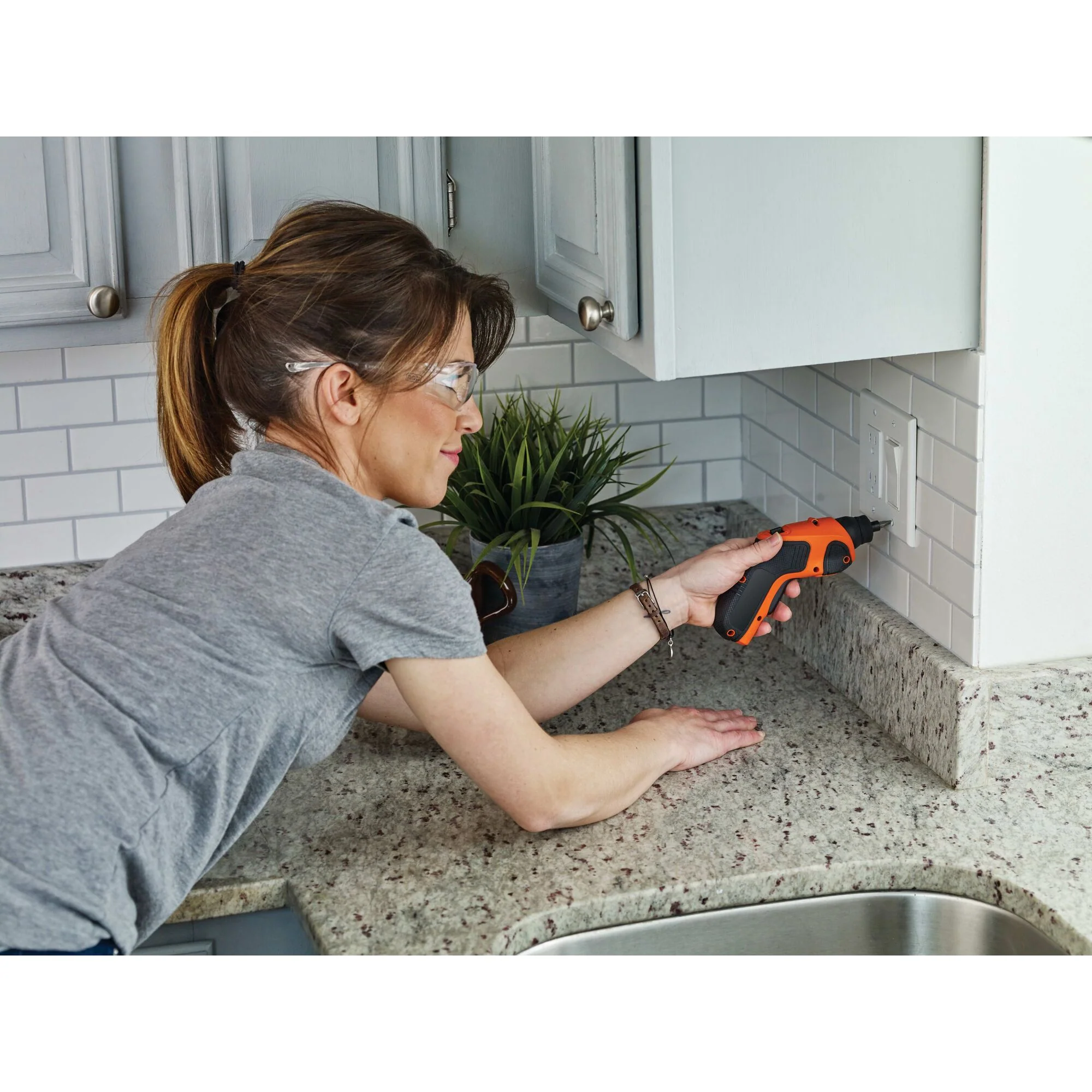 4V MAX* Cordless Rechargeable Screwdriver